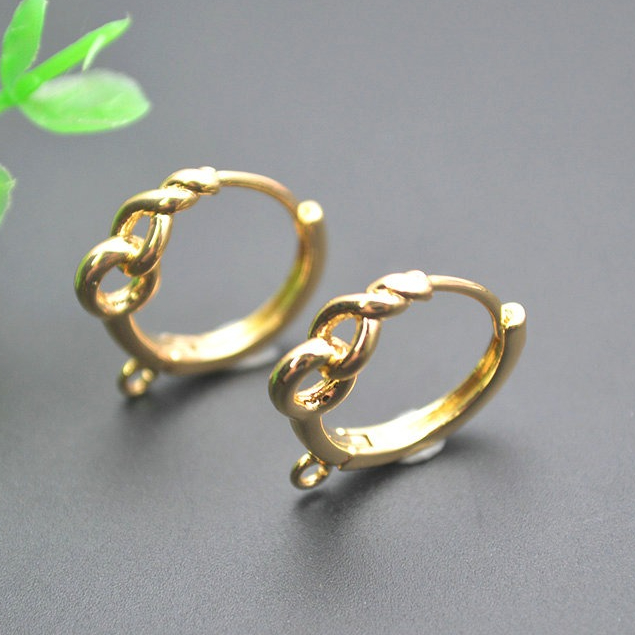 Hoop Earrings - 30 pièces torsadé rond cercle 18K