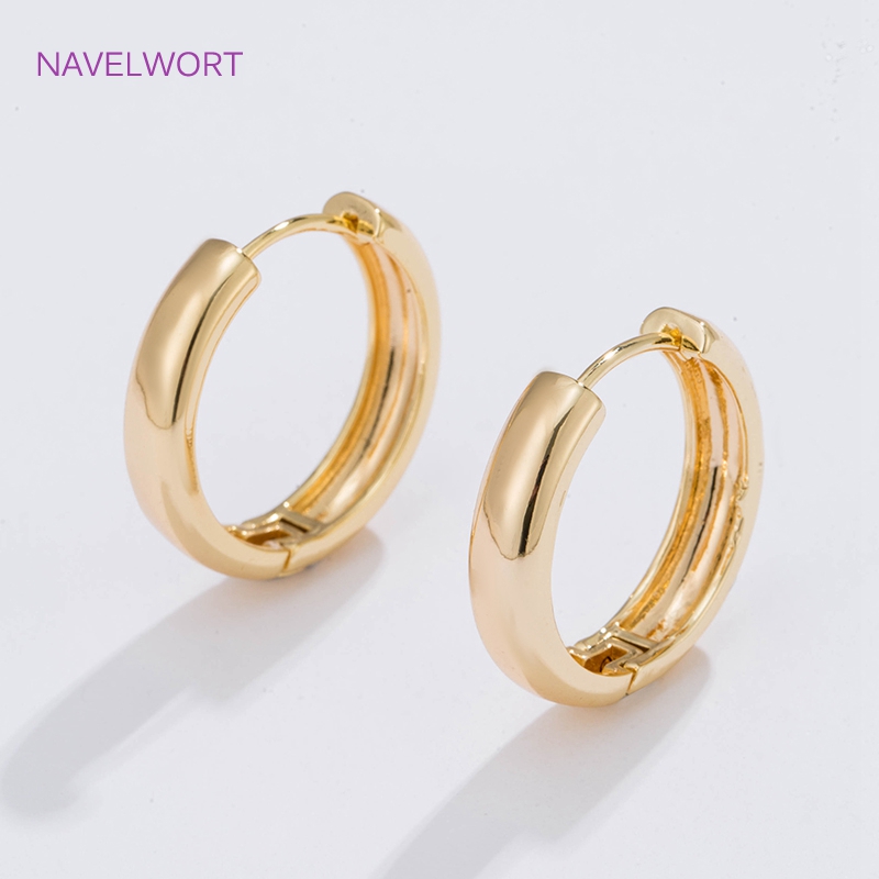 Hoop Earrings - Boucles d'oreilles en forme de cercle