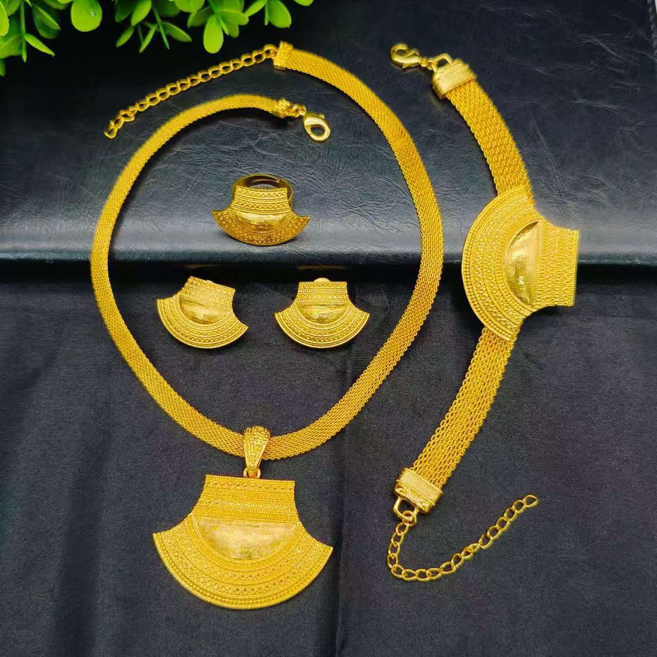 Ensemble de 4 pièces de bijoux - Fine Jewelry Watches Women avis et prix