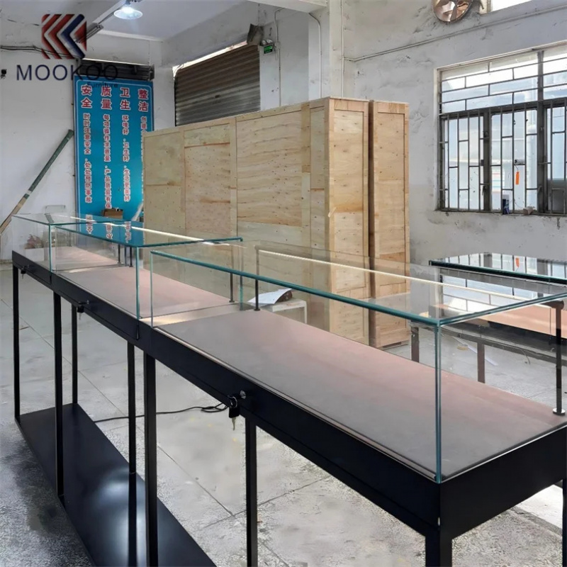 Vitrine en verre personnalisab - Jewelry And Watches Stores avis et prix